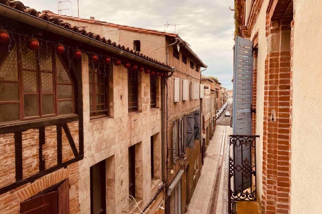Tres Bel Appartement De 60M2 En Centre Ville Lavaur  Exteriör bild